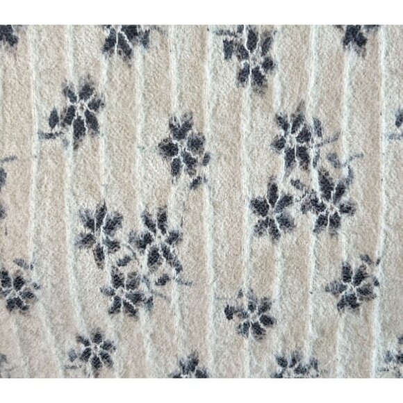 Dazy Womens Long Sleeve Cropped Cardigan Medium Snowflake Knit - Picture 5 of 5